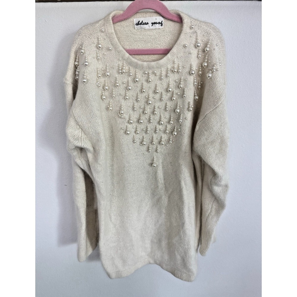 Chelsea Young  90's M/L Cream Pearl Embellished Sweater